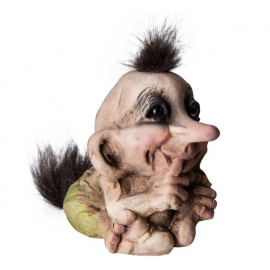 840065 Sitting baby troll